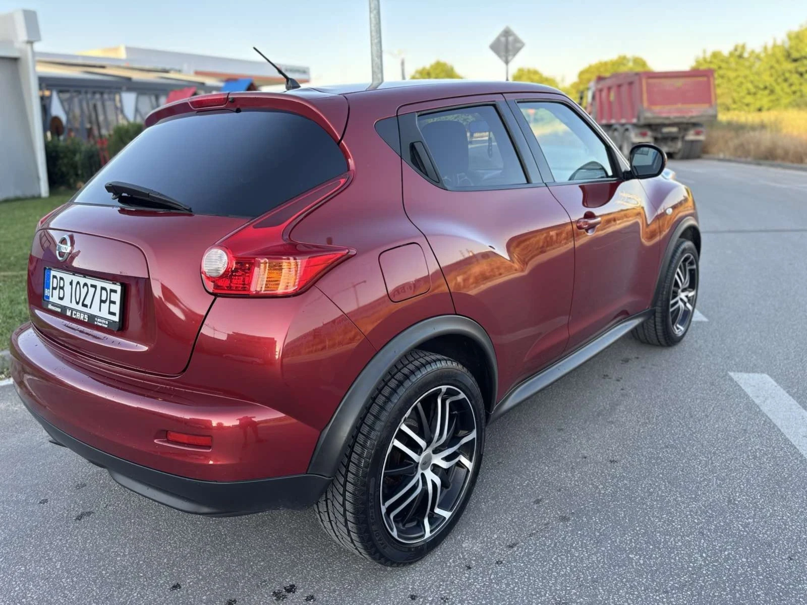 Nissan Juke 4х4.нави.кеилес.камера - изображение 2
