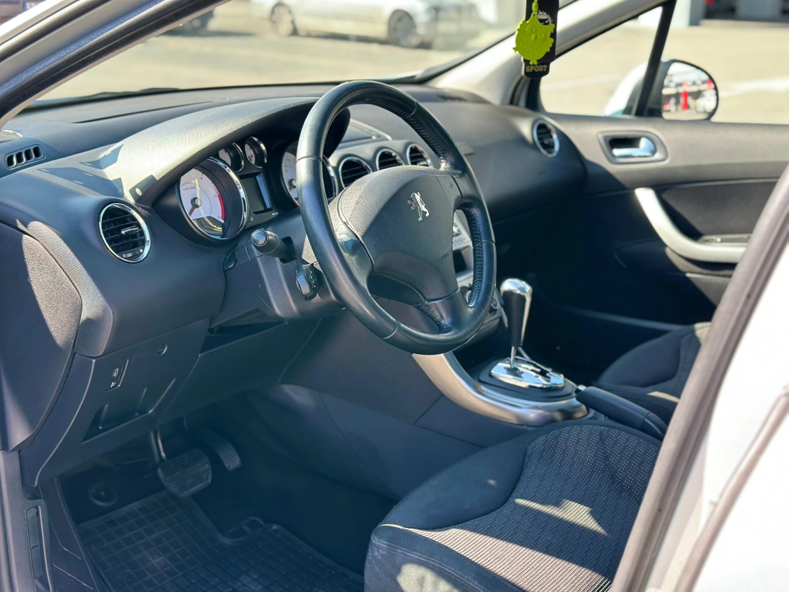 Peugeot 308 2.0 HDI - изображение 10