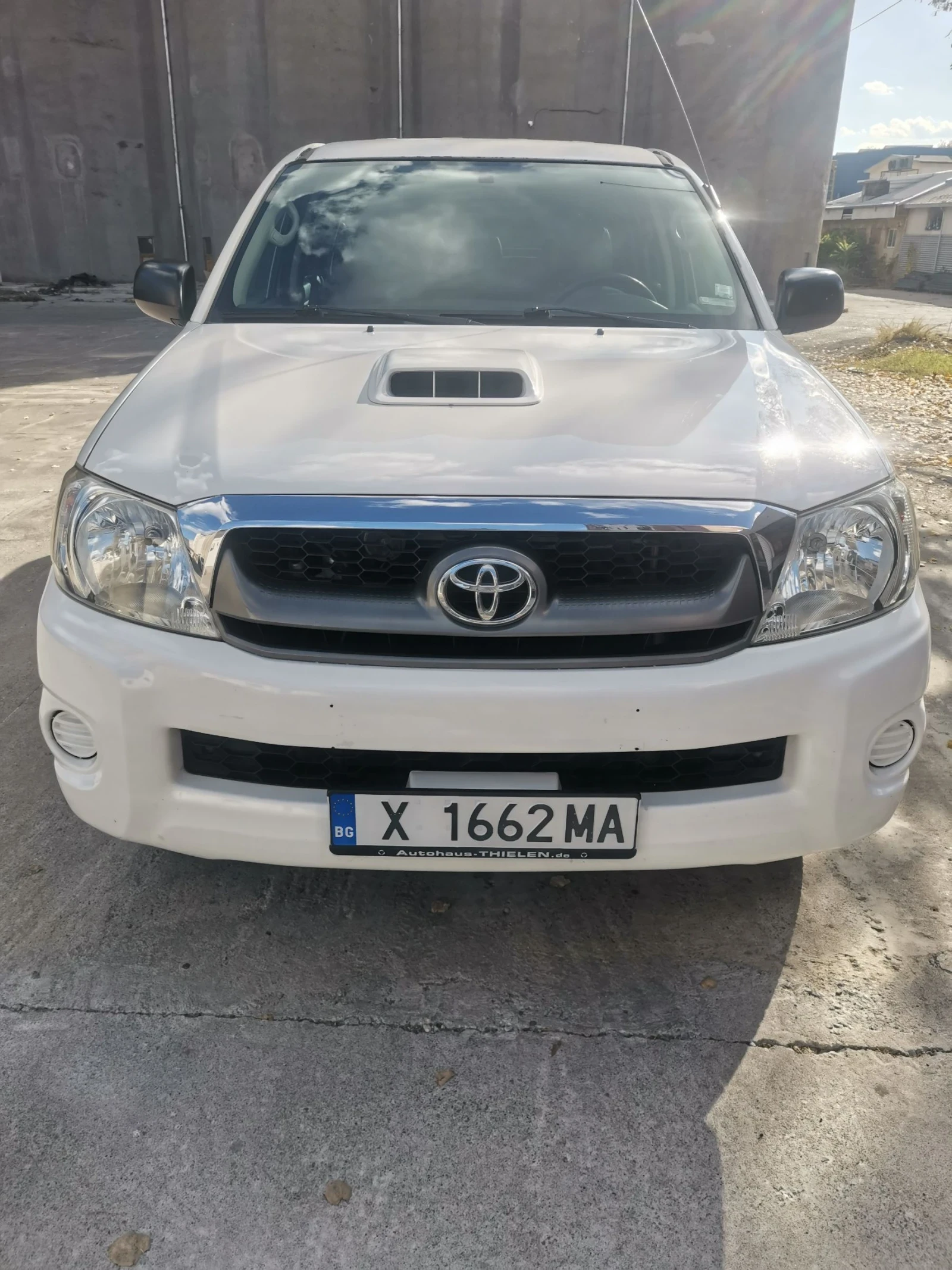 Toyota Hilux, снимка 2 - Автомобили и джипове - 54623462