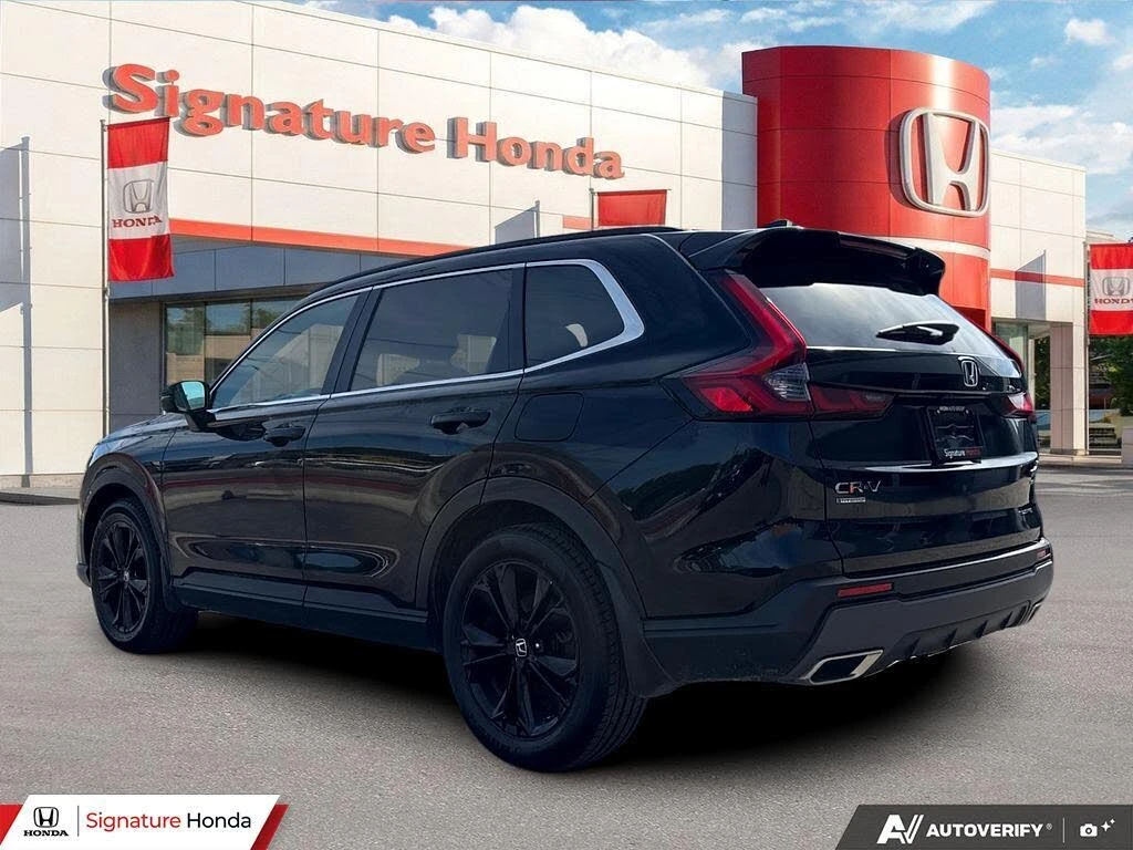 Honda Cr-v 2023 Honda CR-V Hybrid Touring AWD, снимка 3 - Автомобили и джипове - 54820721