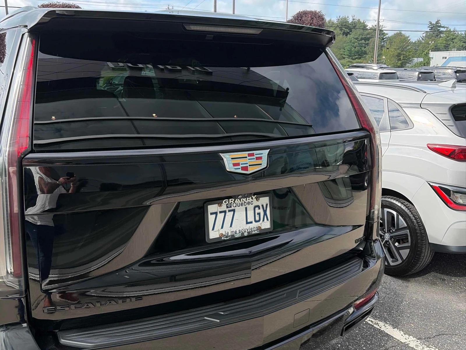 Cadillac Escalade * Sport * АВТОКРЕДИТ БЕЗ ПЪРВОНАЧАЛНА ВНОСКА* , снимка 4 - Автомобили и джипове - 55953695