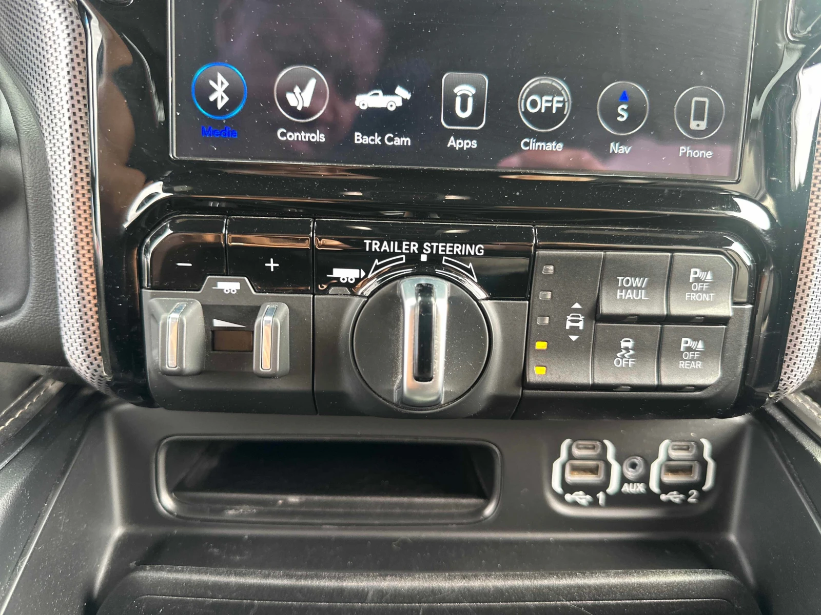 Dodge RAM 1500  Limited / 360 / HUD / Harman Kardon / Carfax, снимка 13 - Автомобили и джипове - 56149932