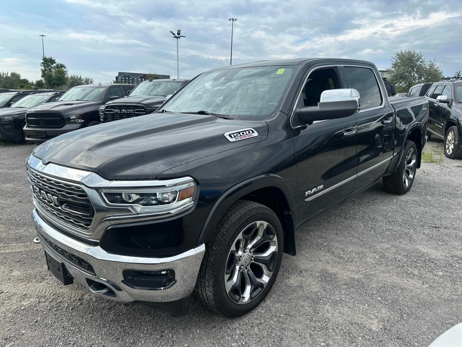 Dodge RAM 1500  Limited / 360 / HUD / Harman Kardon / Carfax