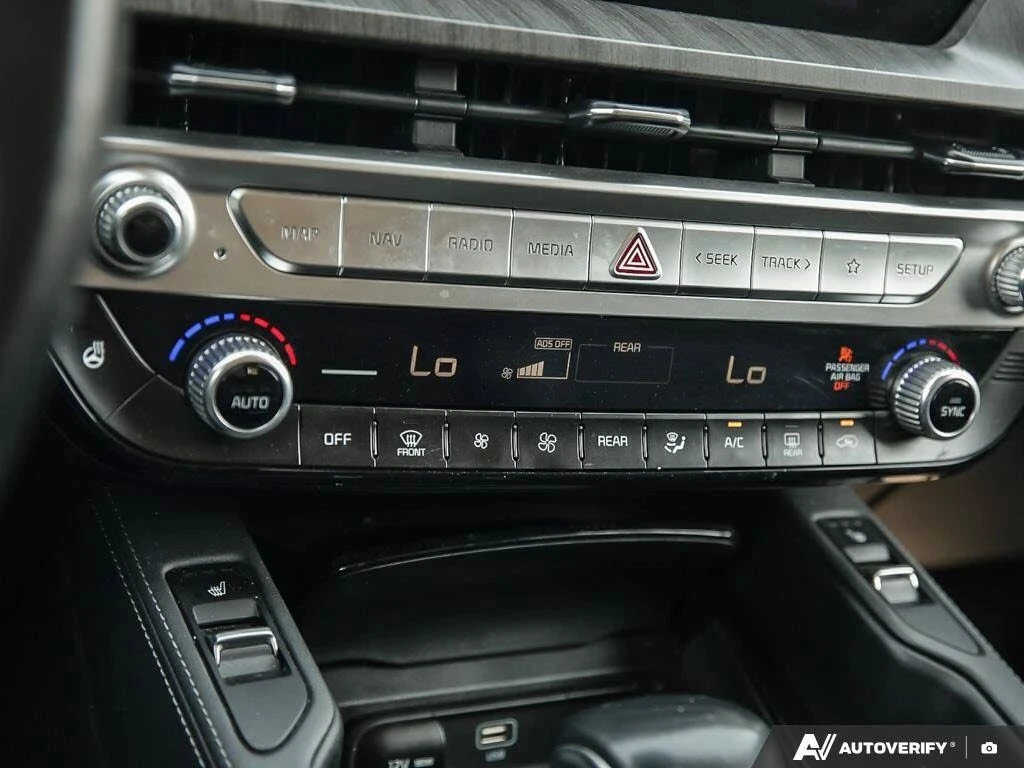Kia Telluride, снимка 14 - Автомобили и джипове - 56736793