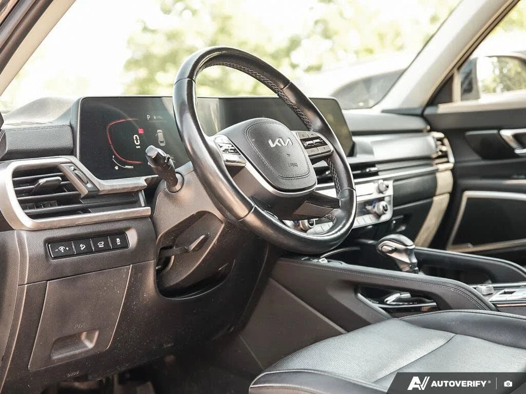 Kia Telluride, снимка 9 - Автомобили и джипове - 56736793