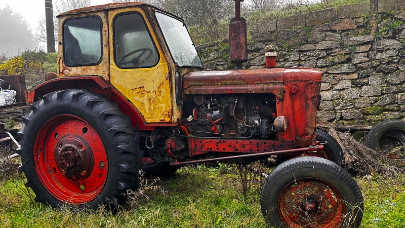 Трактор ЮМЗ  6л Т1, снимка 2 - Селскостопанска техника - 52944501