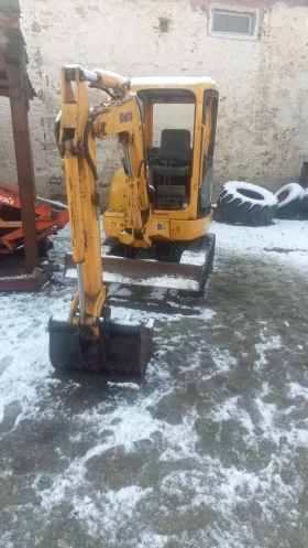 Багер Komatsu RC27R, снимка 1