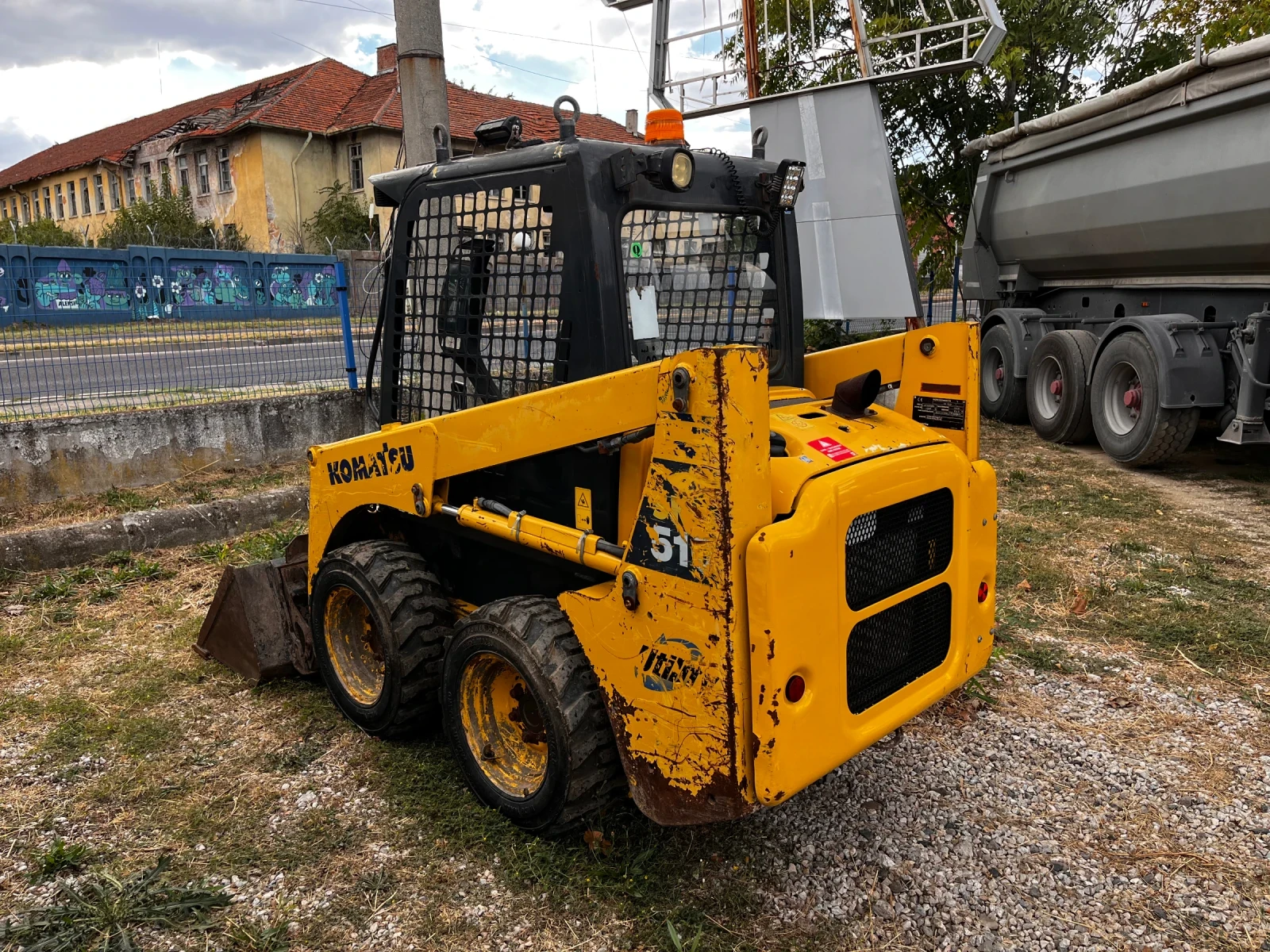 Мини челни товарачи Komatsu SK 510, снимка 3 - Индустриална техника - 56245511