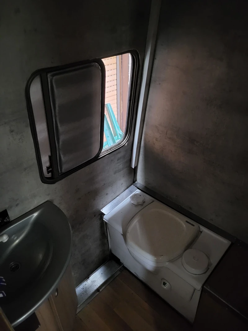 Кемпер Fiat Dukato, снимка 10 - Каравани и кемпери - 53322791