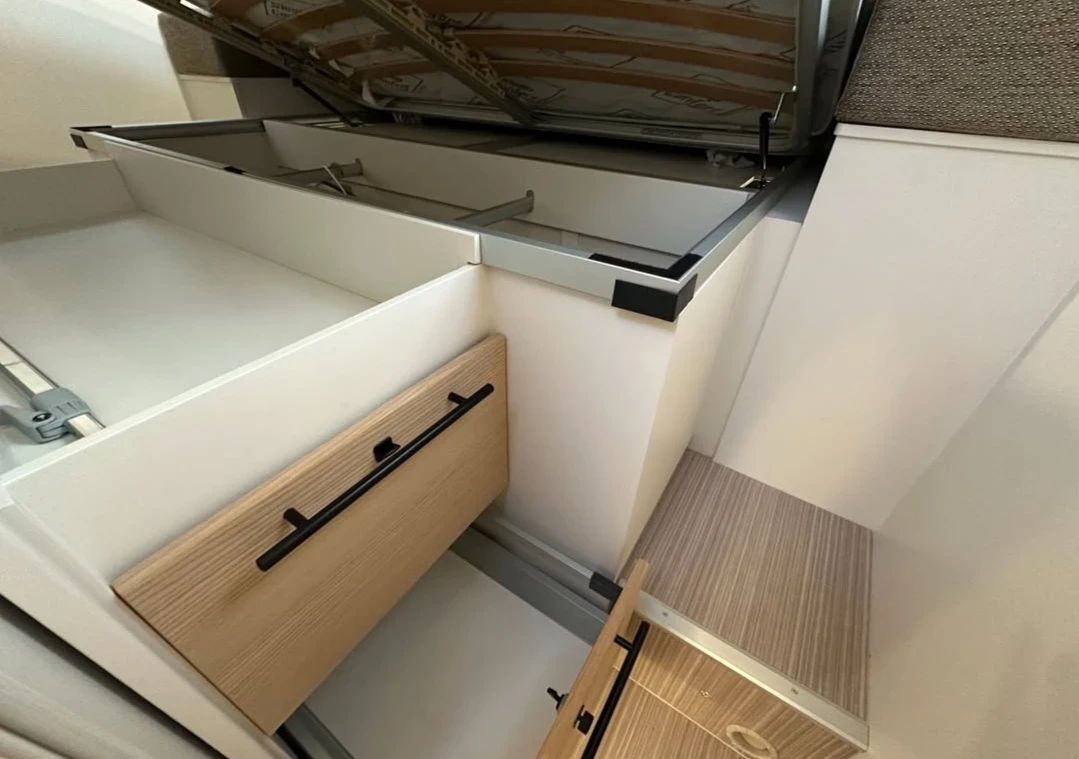 Кемпер Fiat Ducato, снимка 13 - Каравани и кемпери - 53771642