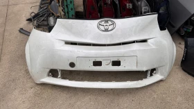 Предна Броня за Toyota Prius 2011, снимка 1