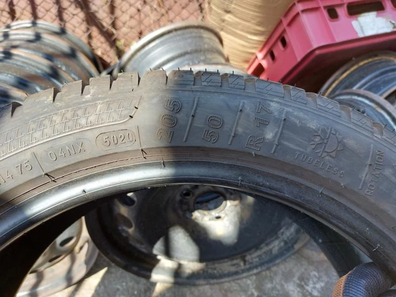 Гуми Летни 205/50R17.5, снимка 6 - Гуми и джанти - 41998904