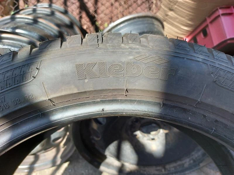 Гуми Летни 205/50R17.5, снимка 5 - Гуми и джанти - 41998904