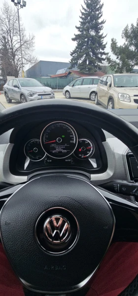 VW Up 16.7kW - 7800 € / 15255.47 лв. - 24240067 12