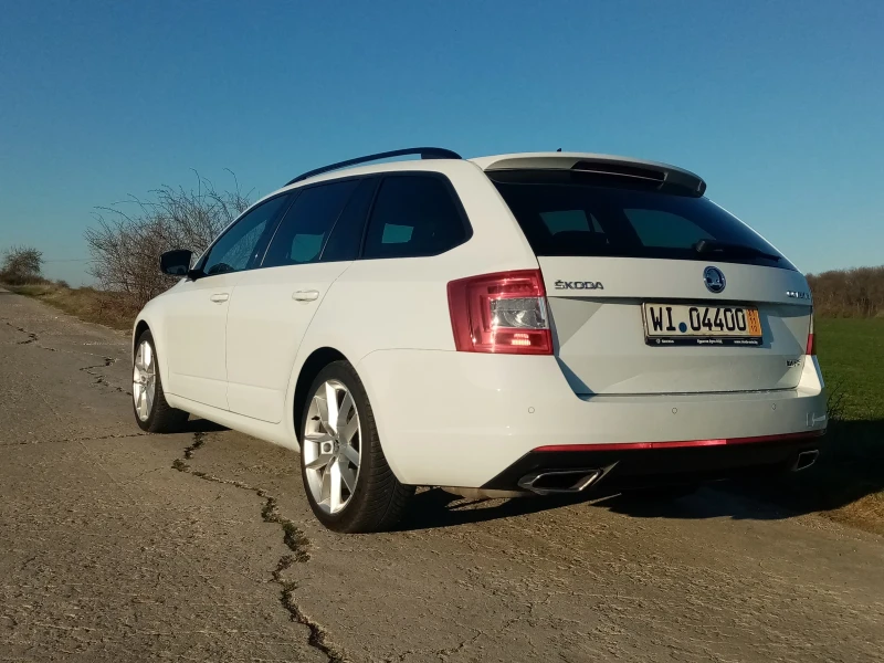 Skoda Octavia VRS, снимка 11 - Автомобили и джипове - 48141074