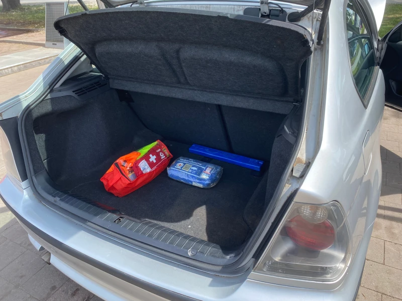 BMW 316, снимка 11 - Автомобили и джипове - 52114347