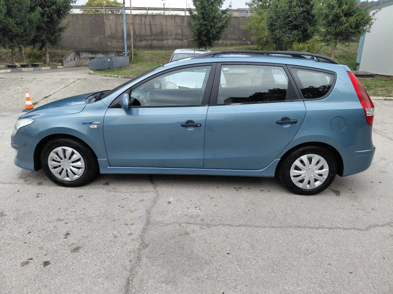 Hyundai I30 CW 1.4i, снимка 5 - Автомобили и джипове - 52084766