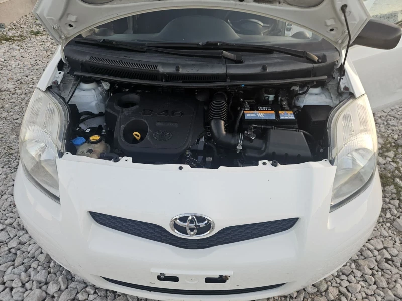 Toyota Yaris Face, снимка 14 - Автомобили и джипове - 52276338