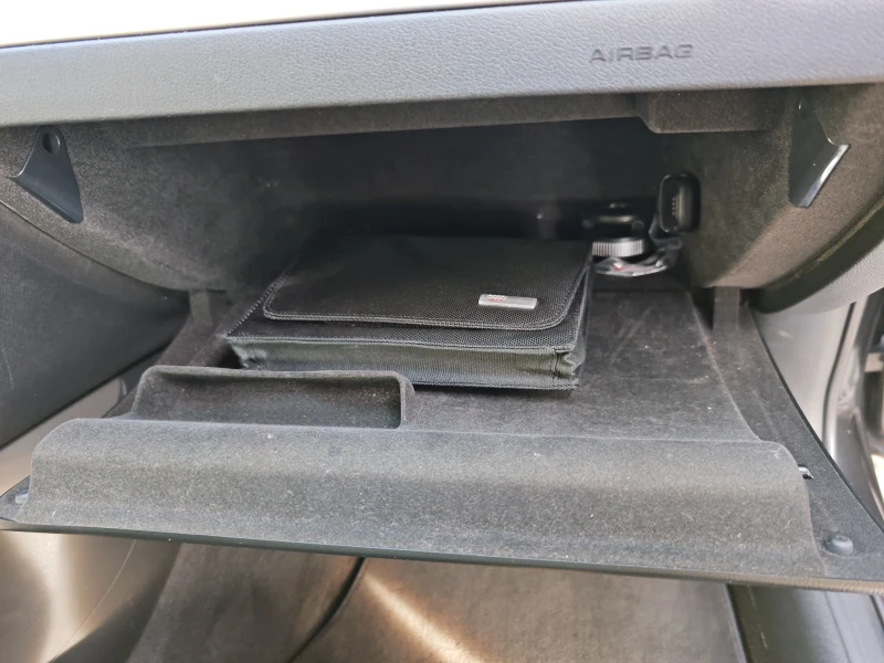 Audi A4 2.0TDI  , снимка 15 - Автомобили и джипове - 52507487