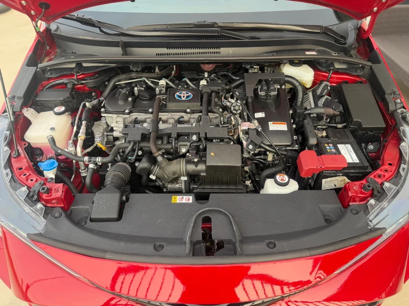 Toyota Corolla 1.8 Hybrid , снимка 3 - Автомобили и джипове - 52630115