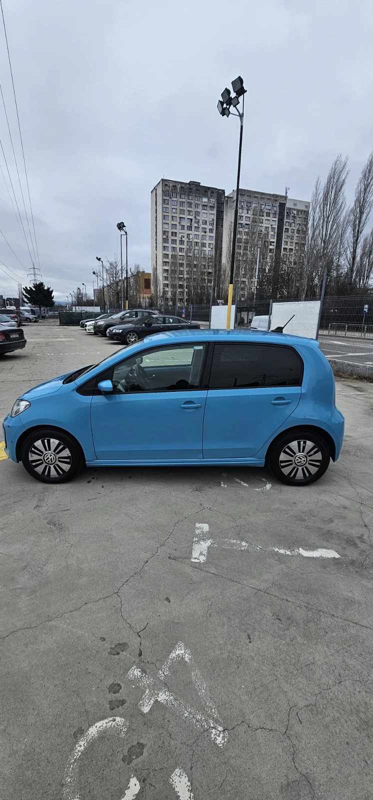 VW Up 16.7kW, снимка 4 - Автомобили и джипове - 53536971