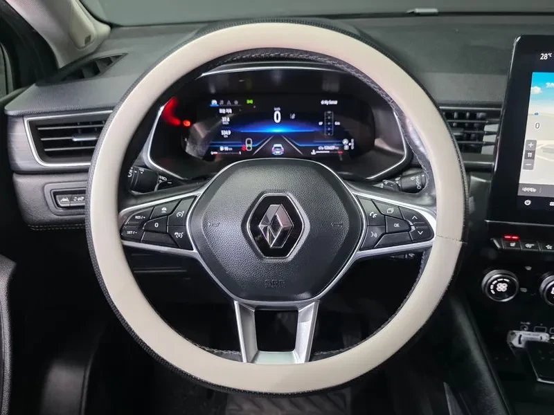Renault Captur 1.3 TCE EDITION PARIS, снимка 14 - Автомобили и джипове - 55176899