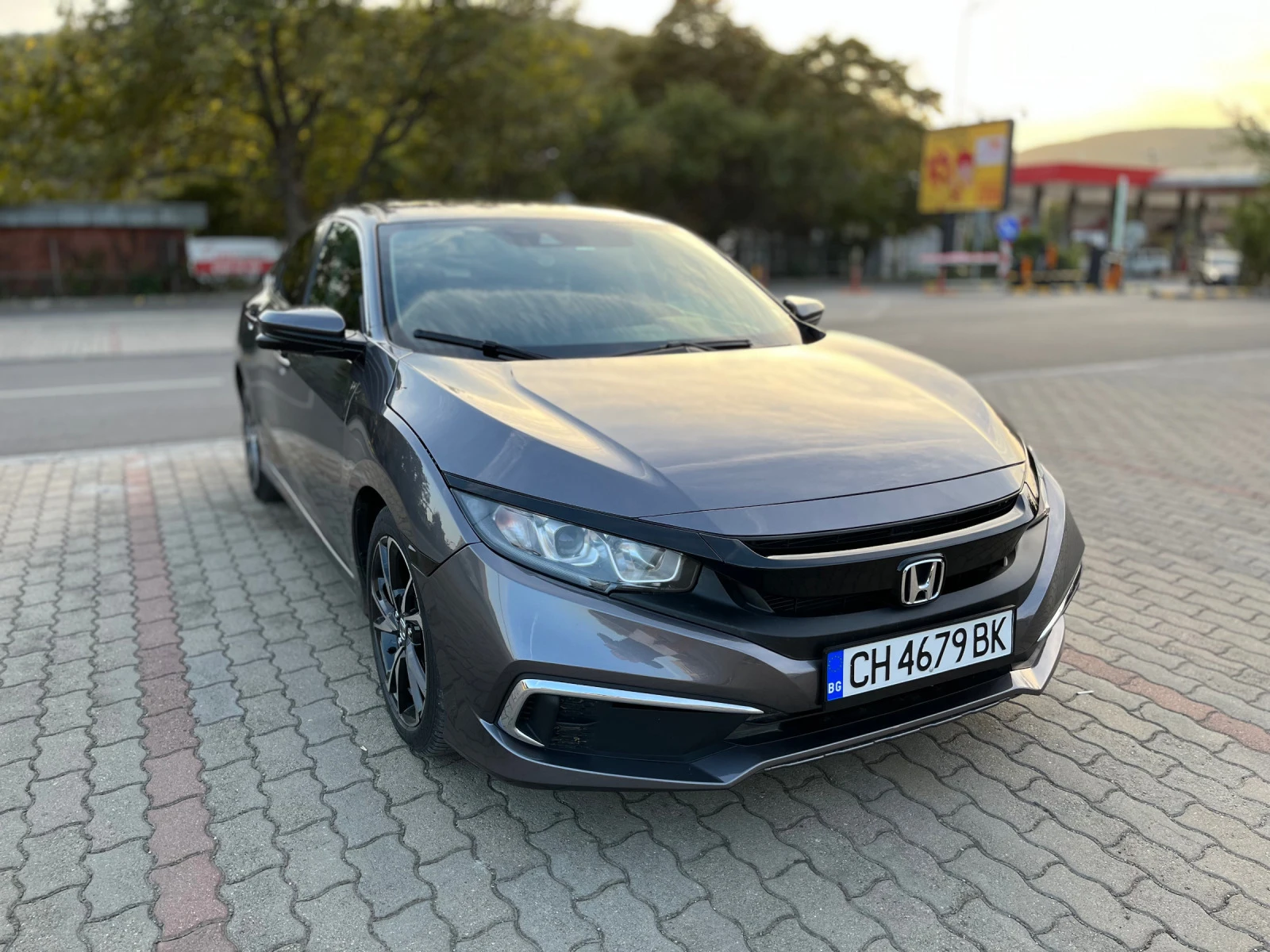 Honda Civic 2.0 * Distronic* Kamera* Перфектен за газ - изображение 3