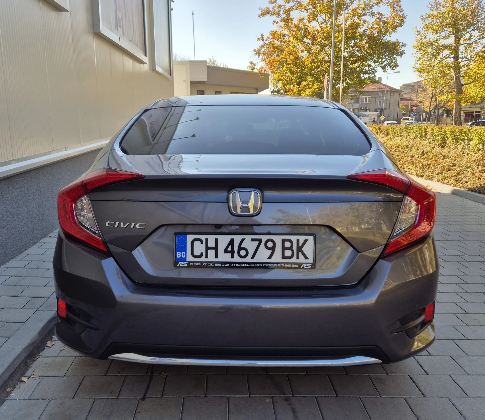 Honda Civic 2.0 * Distronic* Kamera* Перфектен за газ - изображение 5