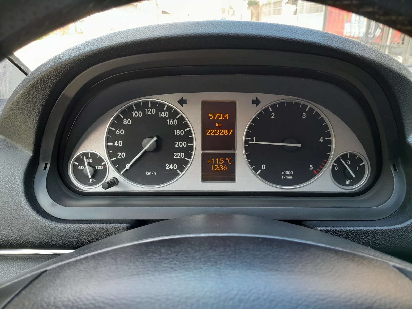 Mercedes-Benz B 180 2.0CDI 6skorosti | Mobile.bg — изображение 17