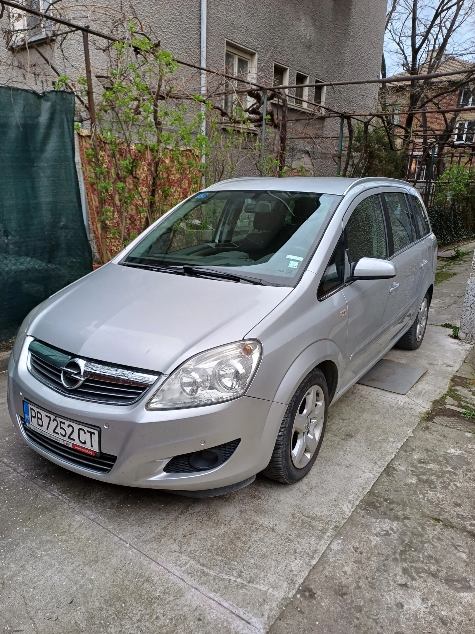 Opel Zafira  - изображение 2