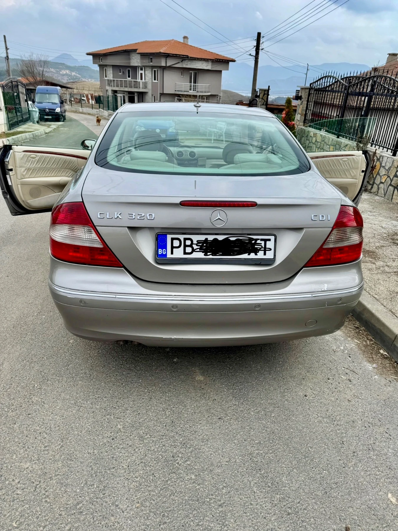 Mercedes-Benz CLK 320CDI Автоматик  Кожа Климатик - изображение 2