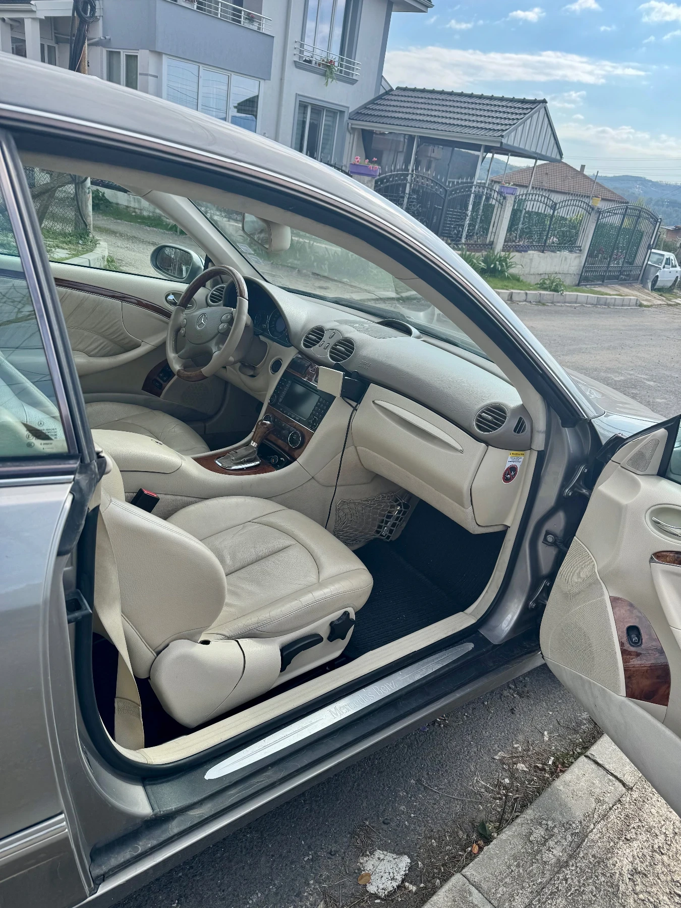 Mercedes-Benz CLK 320CDI Автоматик  Кожа Климатик - изображение 5