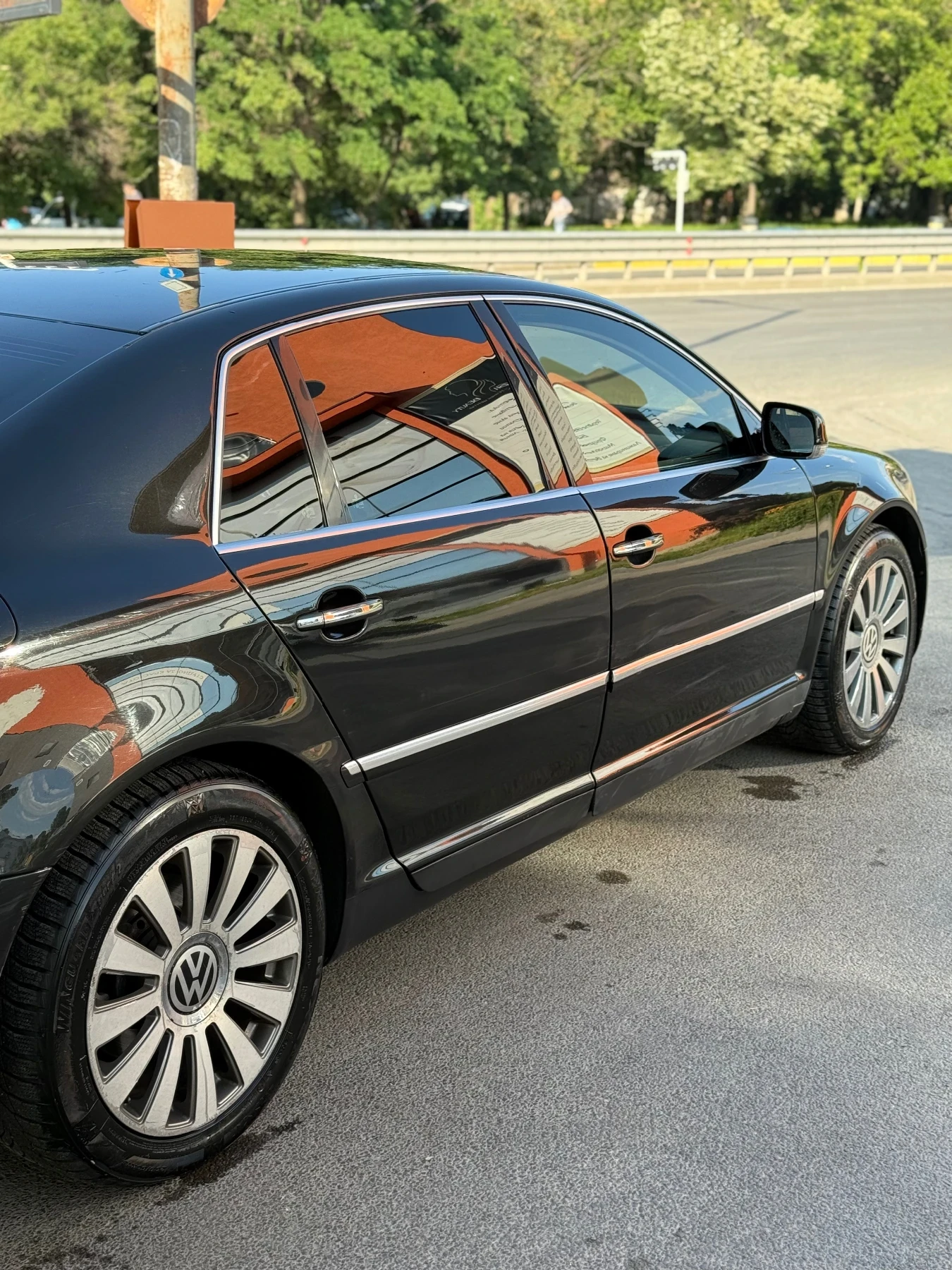 VW Phaeton 3.0  - изображение 4