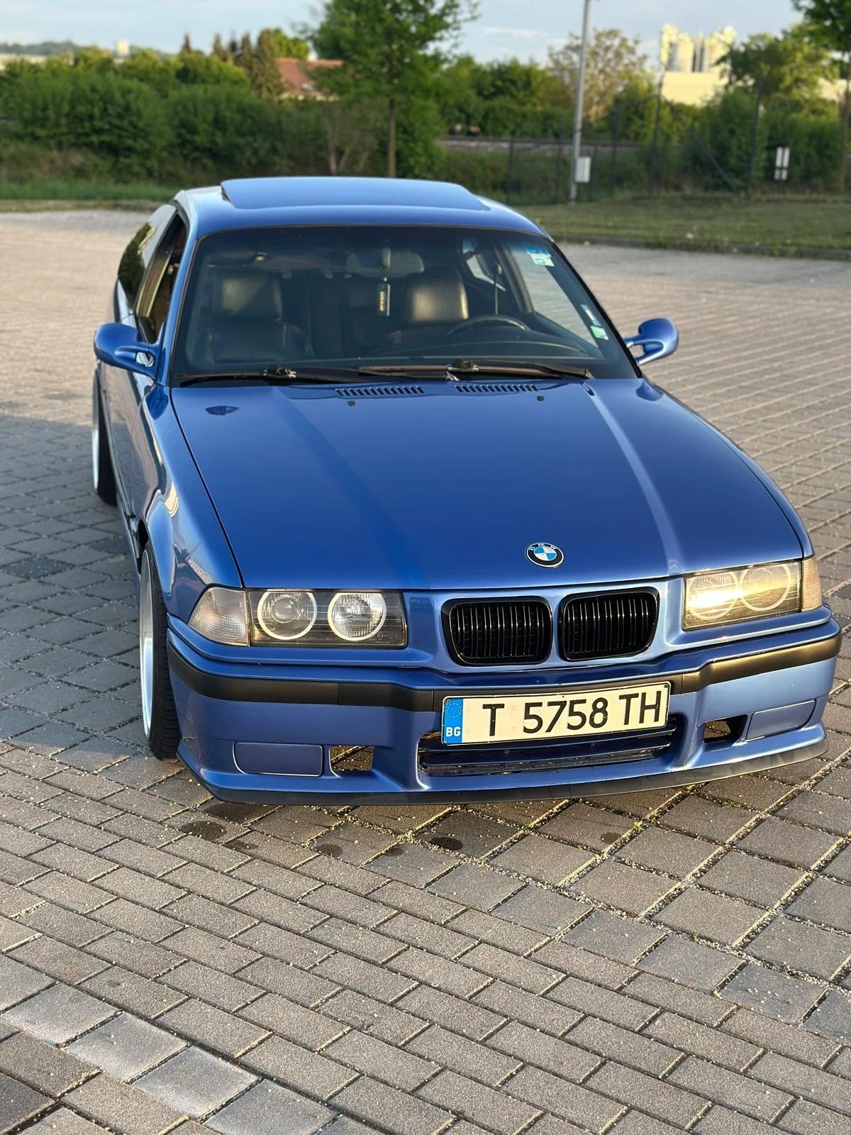 BMW 320 (330i) - изображение 6