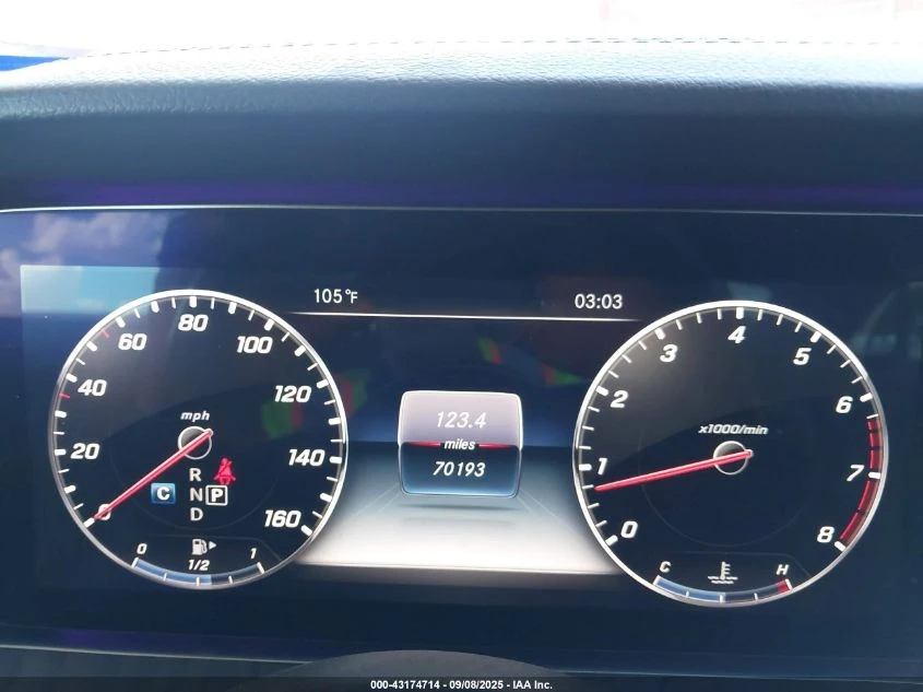 Mercedes-Benz E 450 FULLDIGITAL* PANORAMA* BURMESTER* ОБДУХВАНЕ* ПАМЕТ - изображение 8