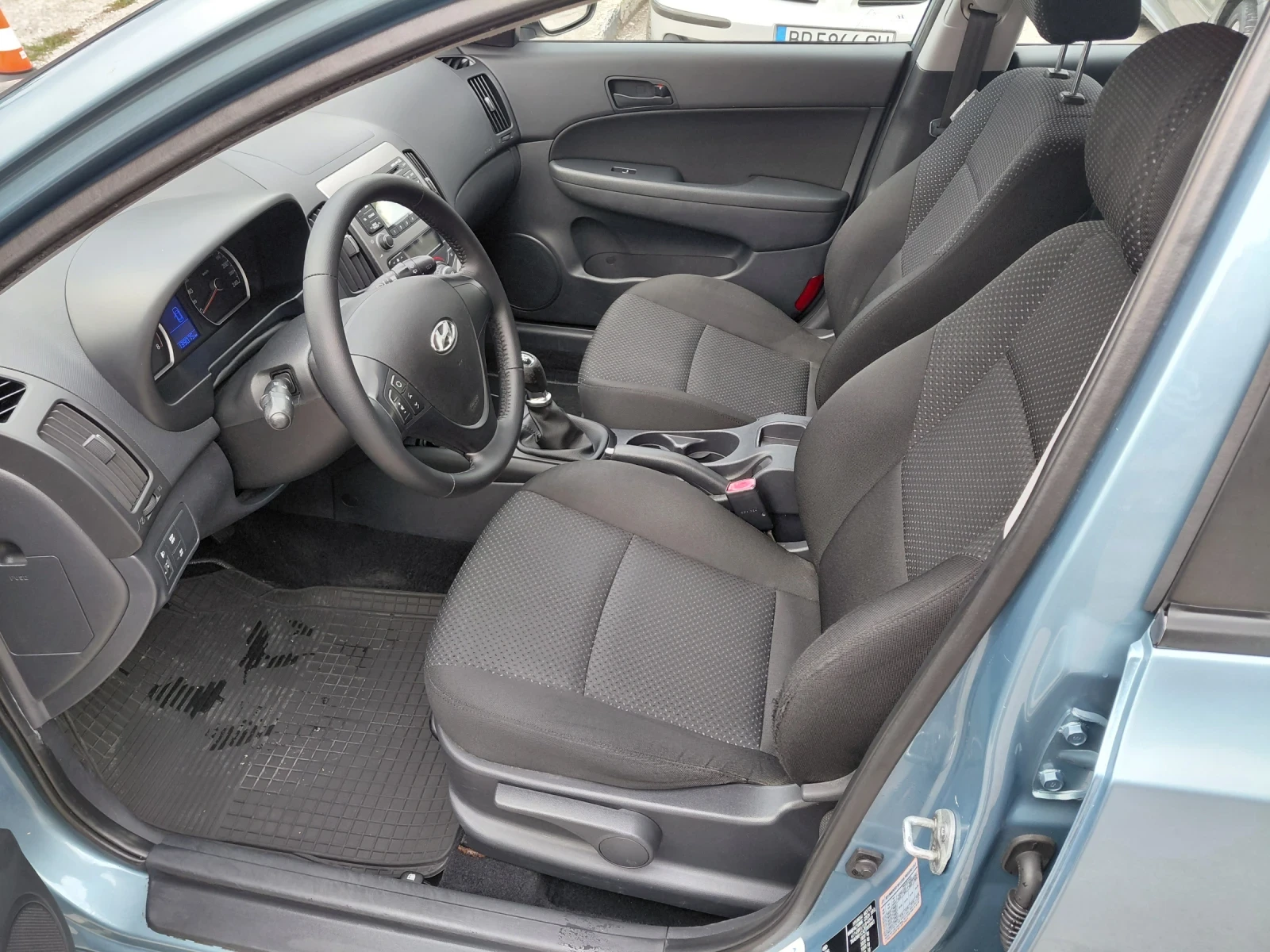 Hyundai I30 CW 1.4i - изображение 10