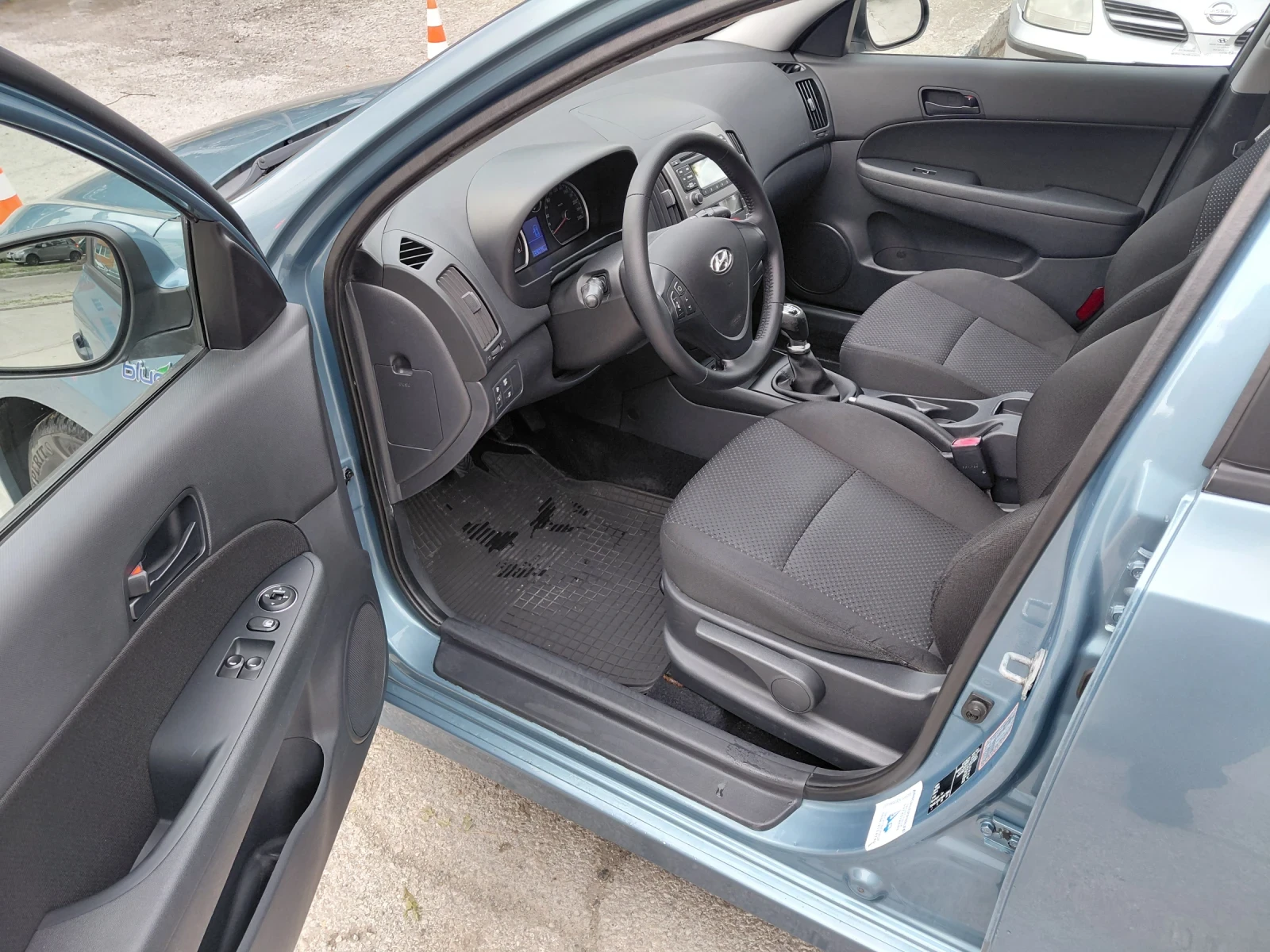 Hyundai I30 CW 1.4i - изображение 9