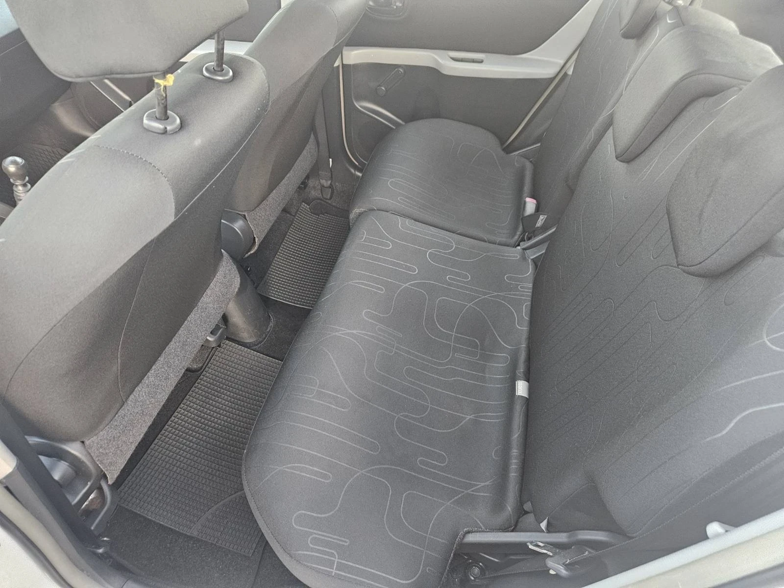 Toyota Yaris Face | Mobile.bg   11