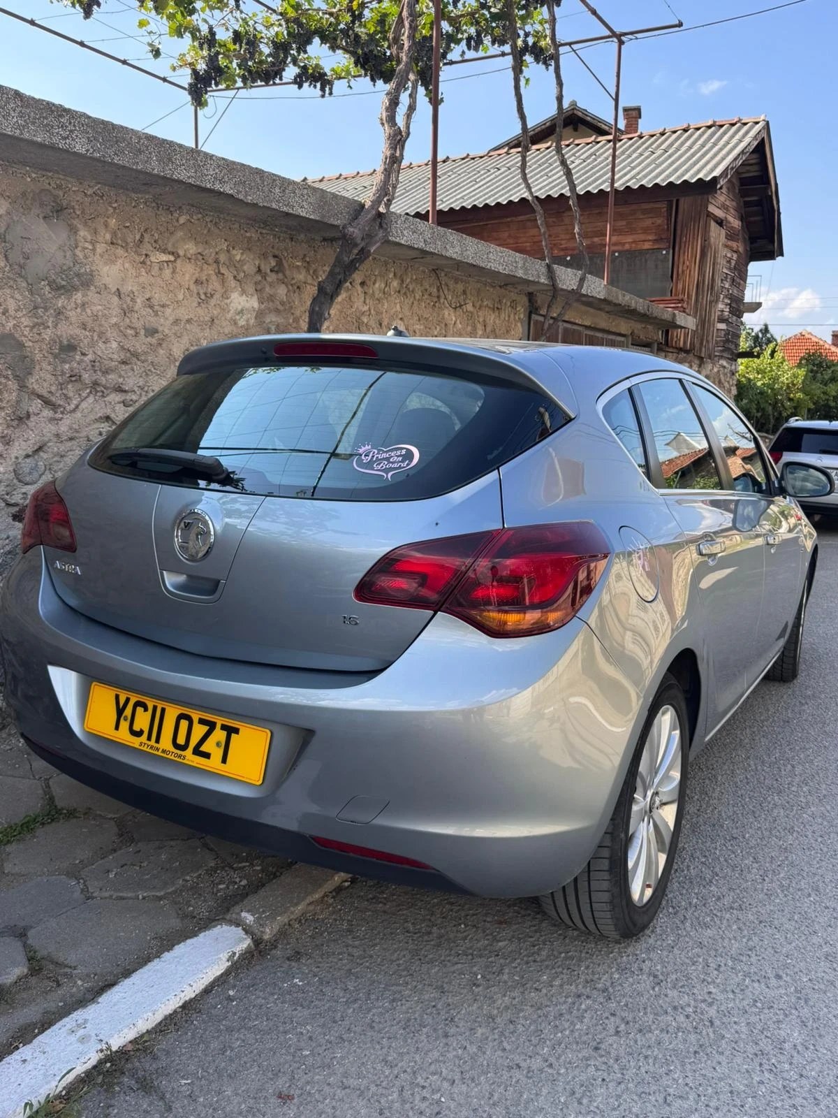 Opel Astra 1, 6 - изображение 4