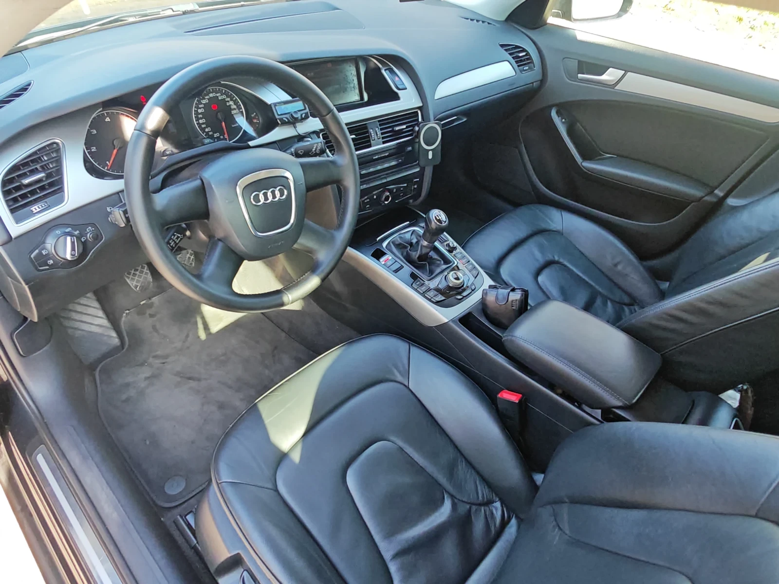 Audi A4 2.0TDI   - изображение 10