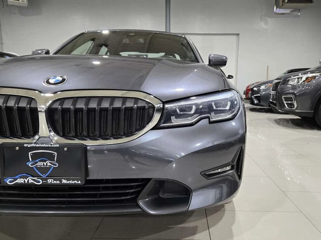 BMW 330 * xDrive * CARFAX *    | Mobile.bg   14