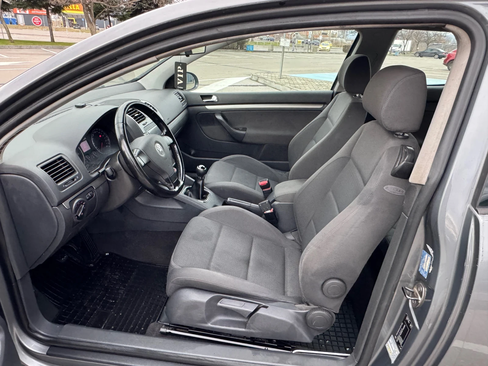 VW Golf  - изображение 8