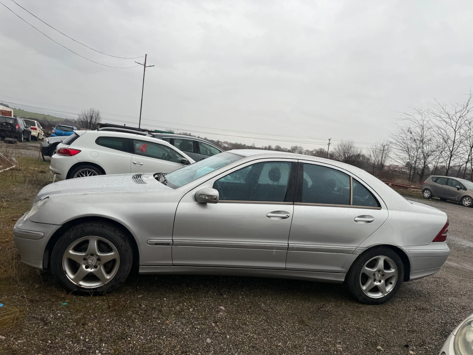 Mercedes-Benz C 220 2.2D - изображение 4