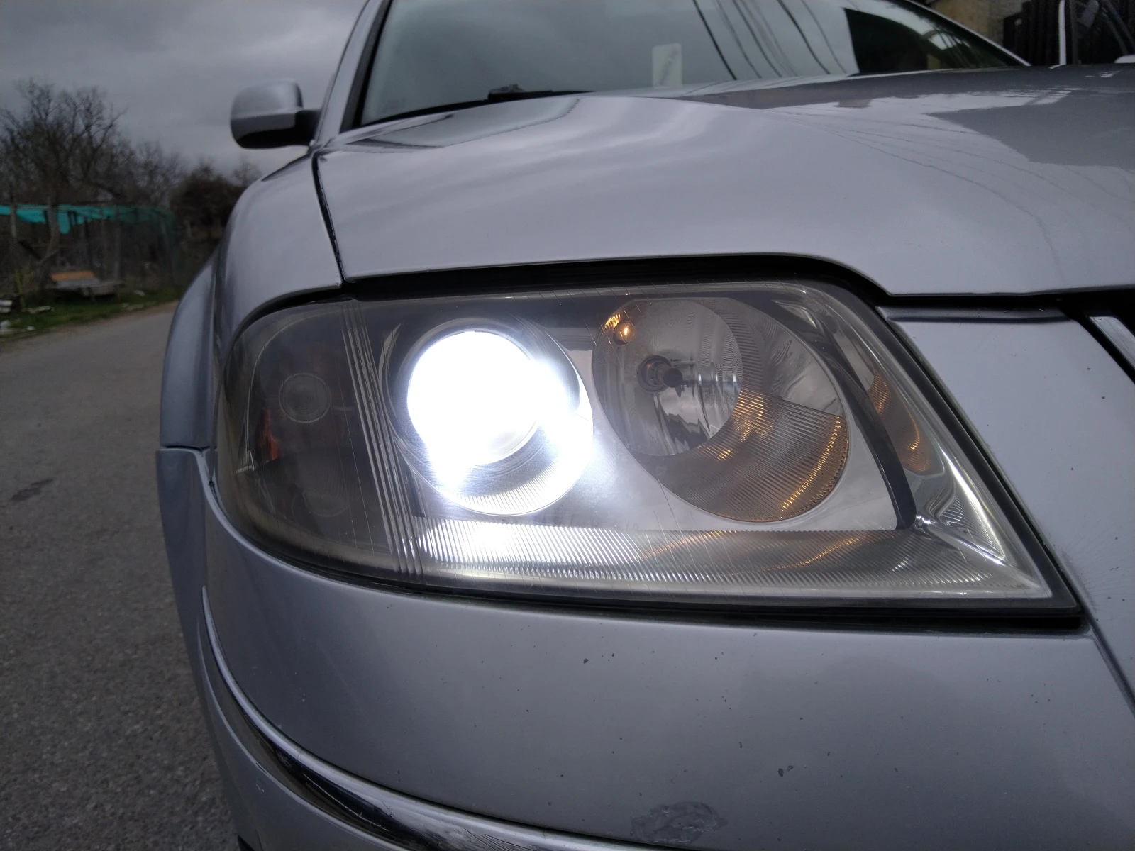 VW Passat 1.9 tdi 131k.s., снимка 17 - Автомобили и джипове - 53950202