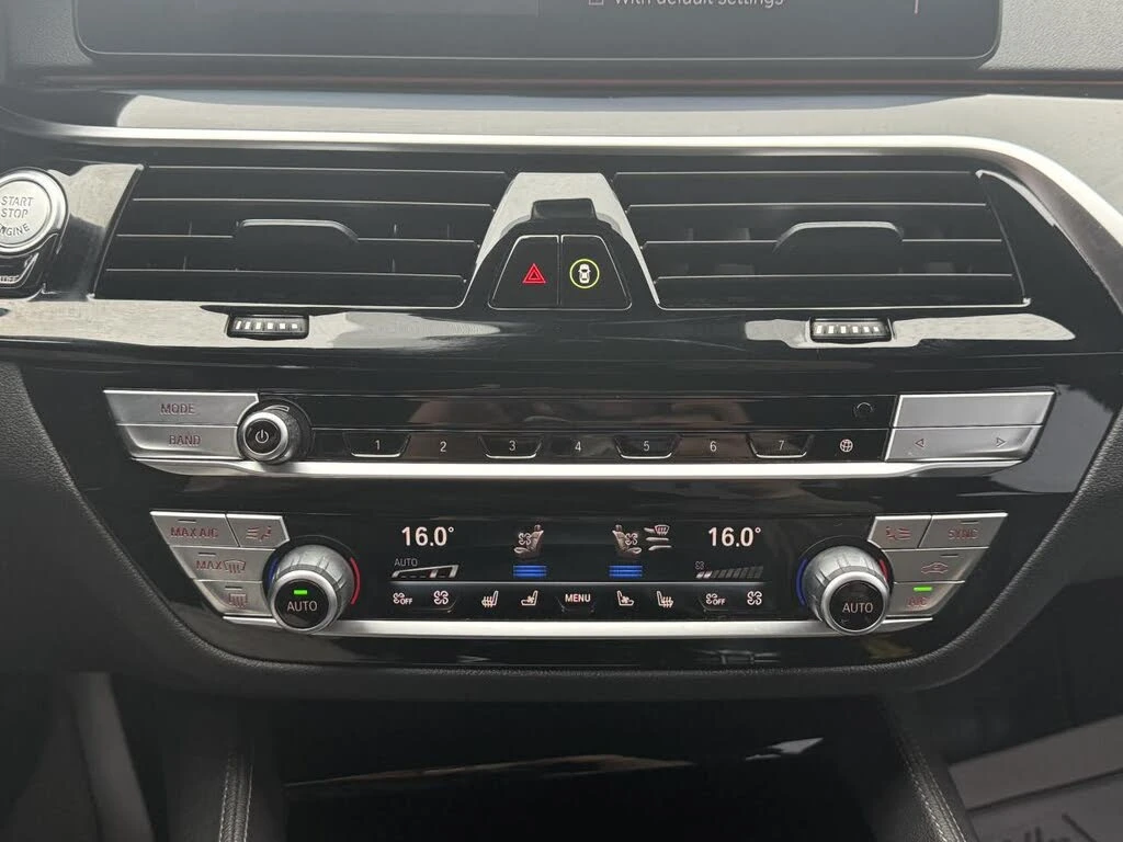 BMW 530 i* XDRIVE* FACELIFT* HEAD-UP* ���������* ������� | Mobile.bg � ����������� 12