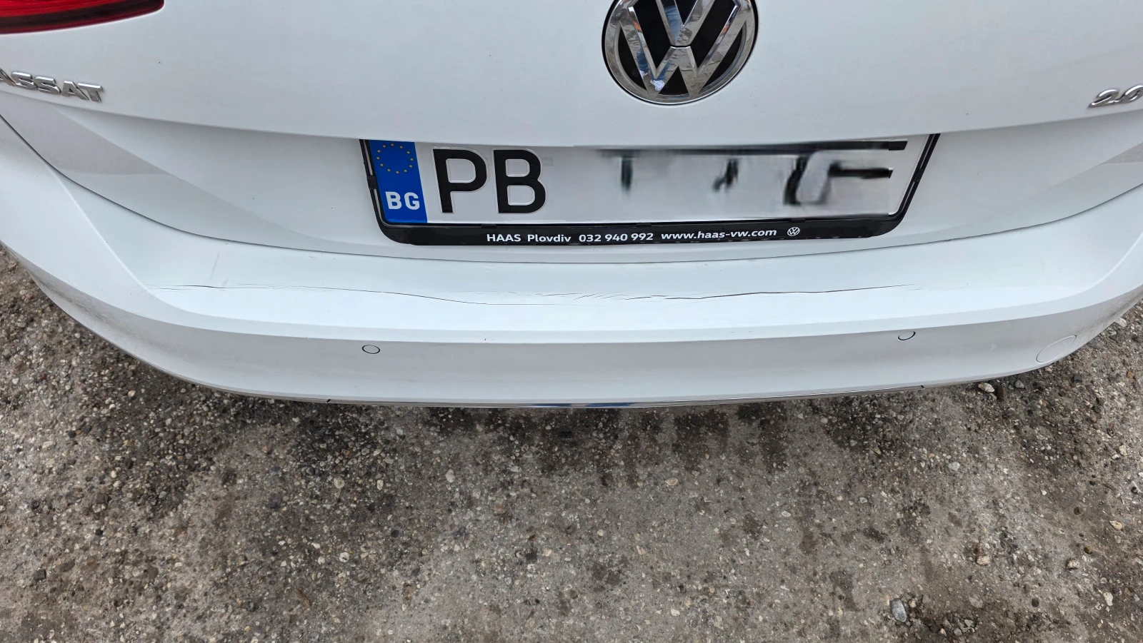 VW Passat 2.0 TDI BM Highline, снимка 11 - Автомобили и джипове - 54441276