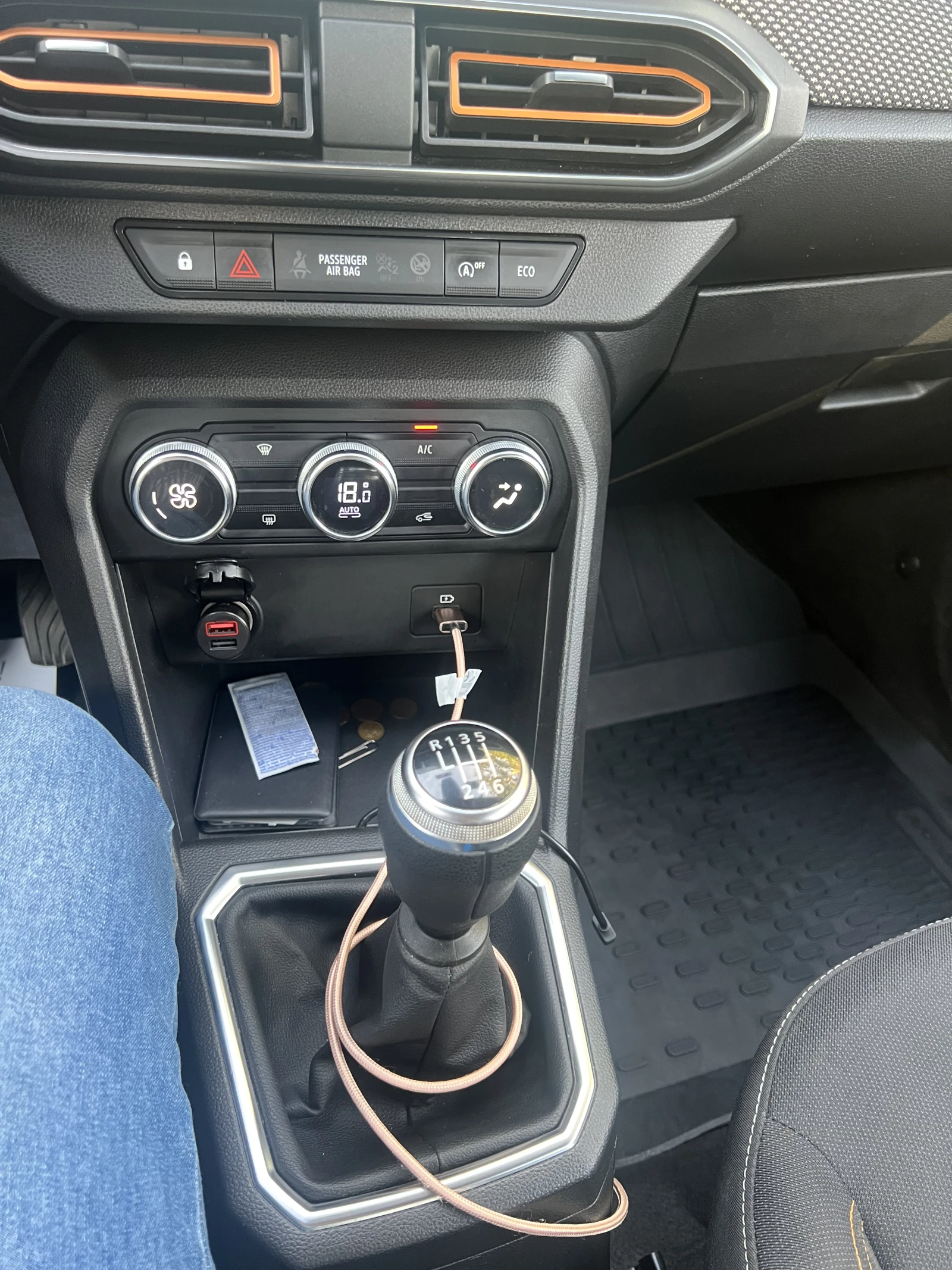 Dacia Sandero Stepway, снимка 5 - Автомобили и джипове - 54600322