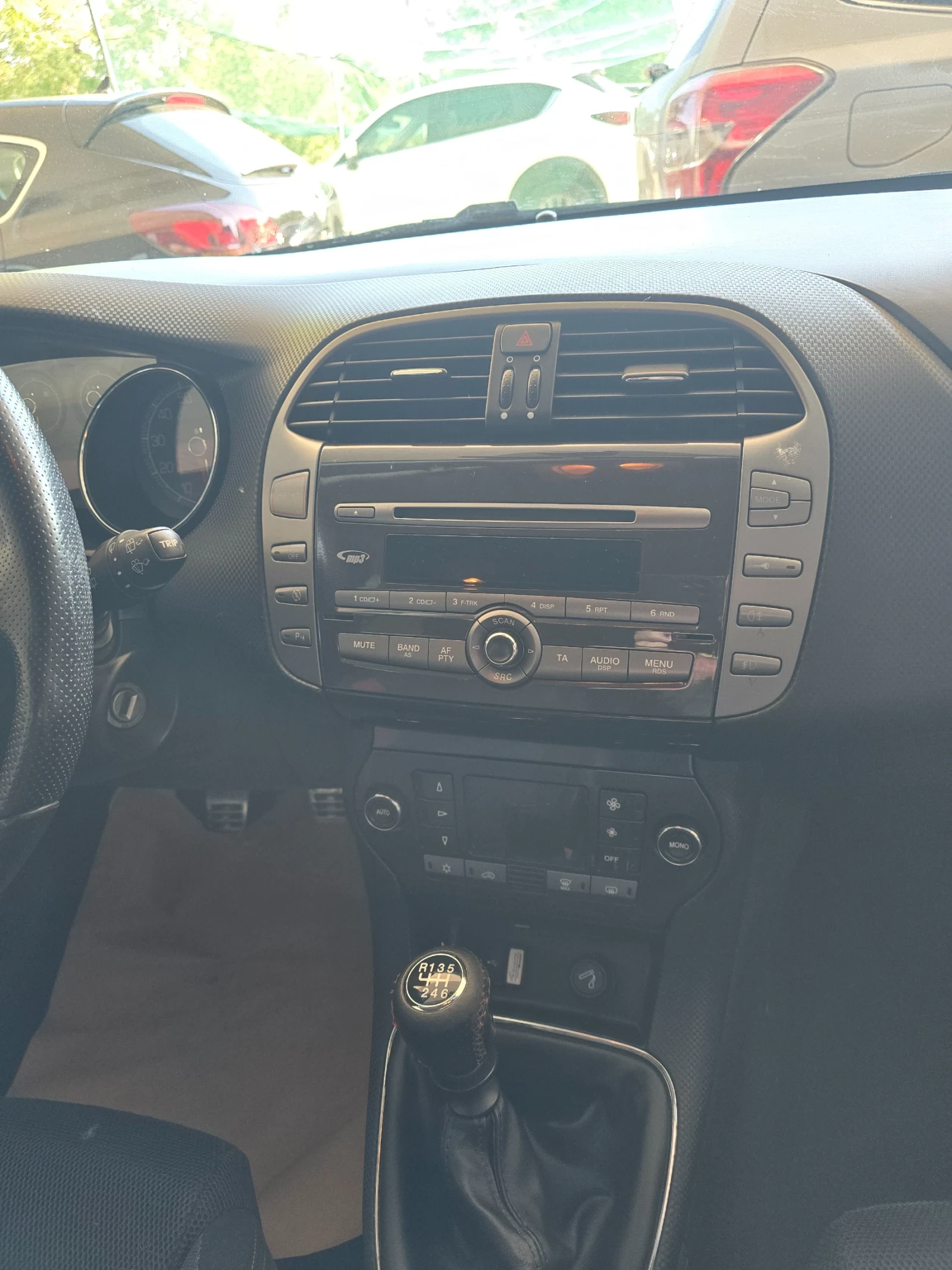 Fiat Bravo 1.4Т абарт изпълнение, снимка 13 - Автомобили и джипове - 54675892