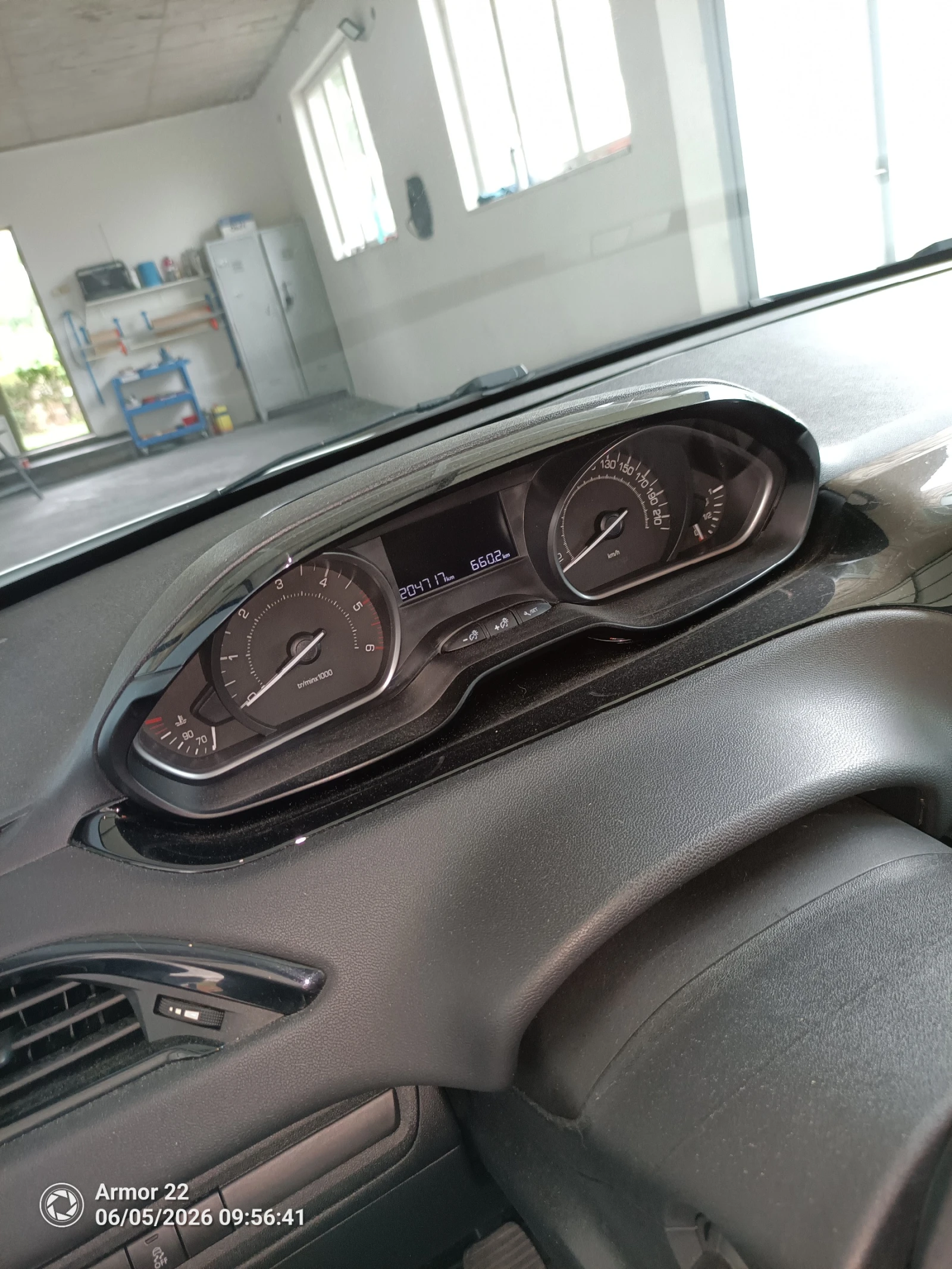 Peugeot 208 1, 6 BLUHDI | Mobile.bg � ����������� 9