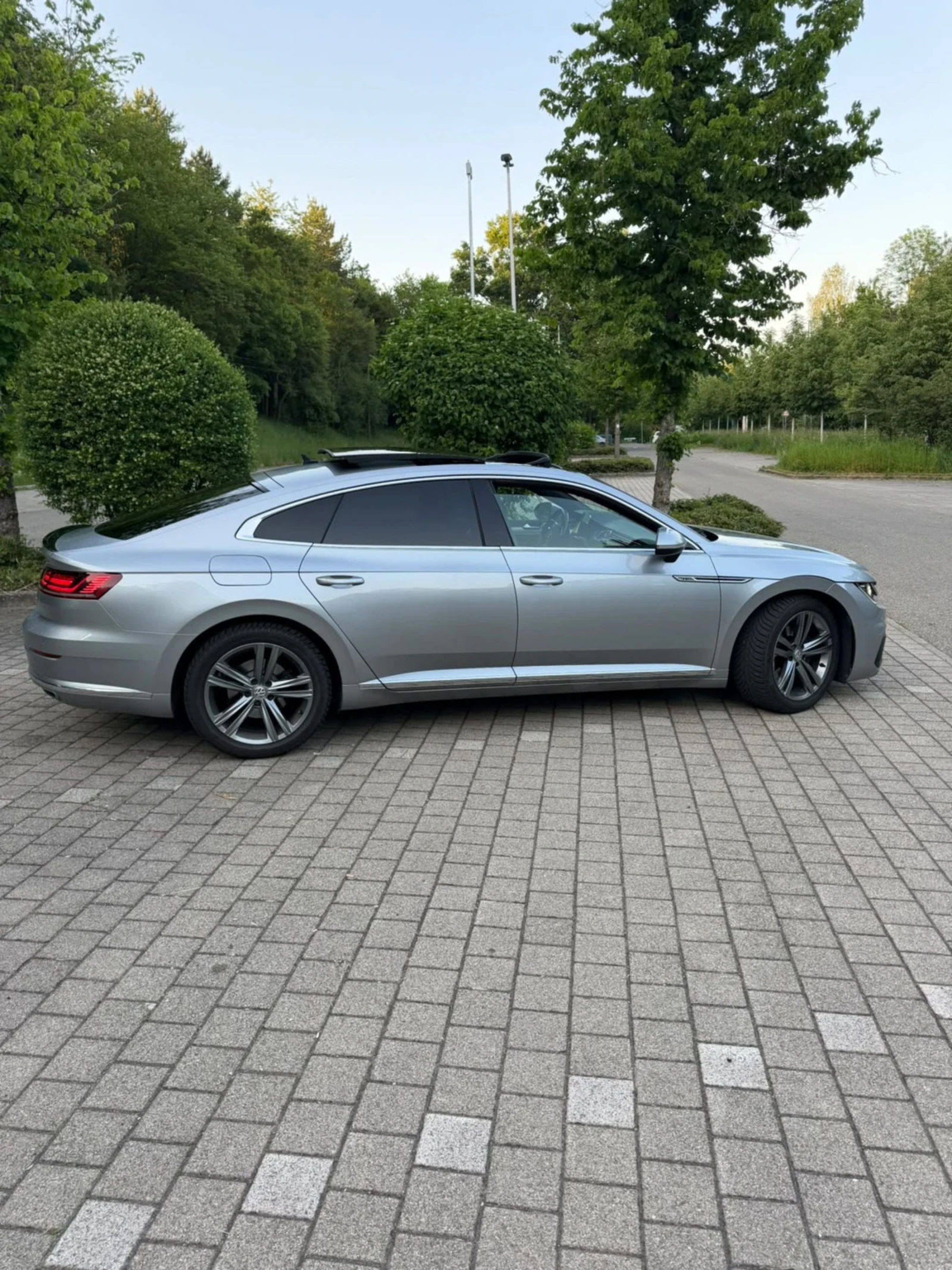 VW Arteon, снимка 5 - Автомобили и джипове - 54799233